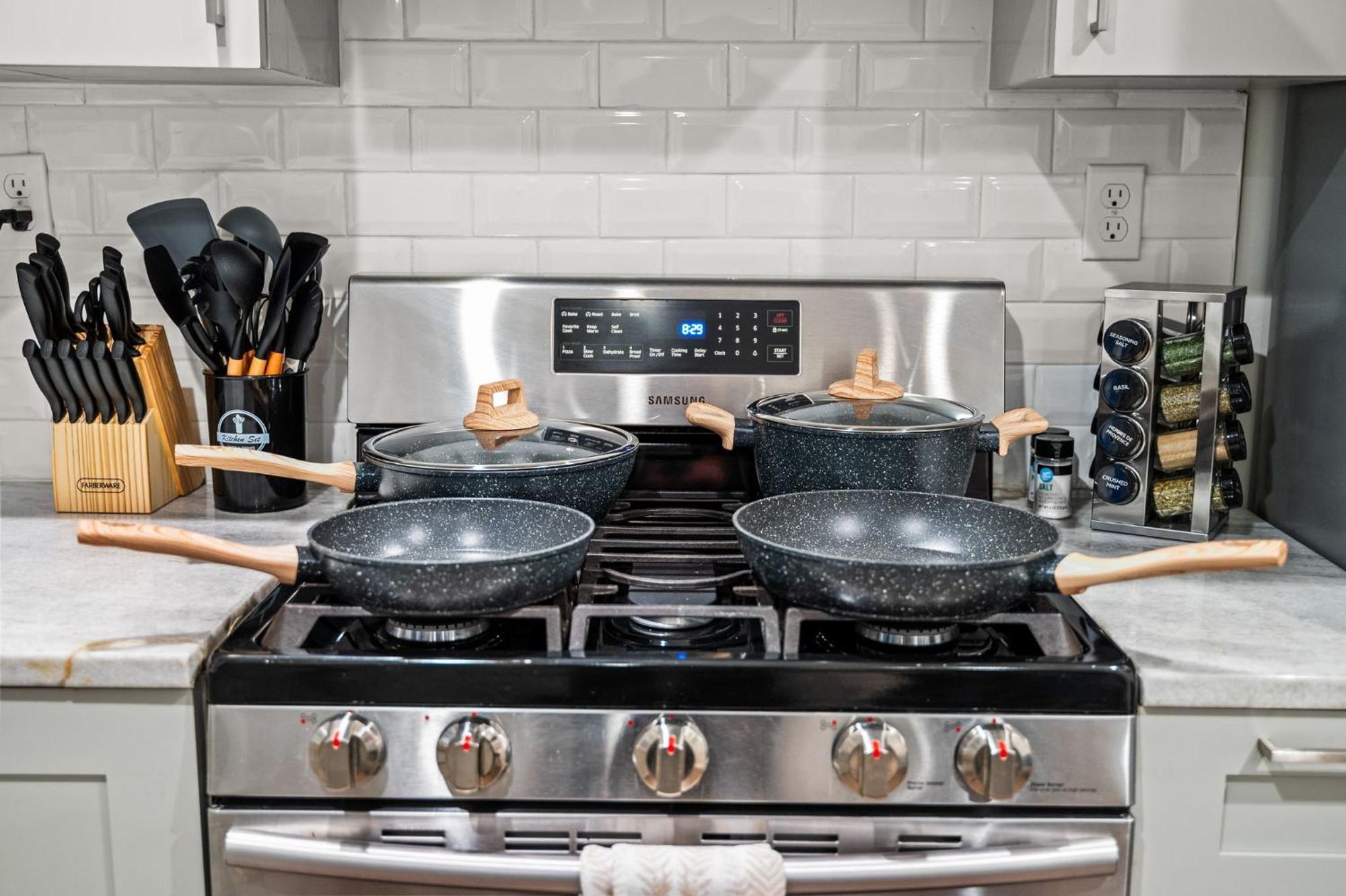 New! Spacious 3-bedroom In The Heart Of Philly Apartment